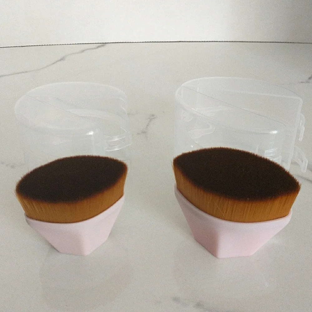 New Trendy Flawless Kabuki Makeup Brush Set - One of Each Size with Case